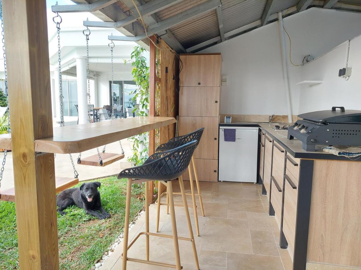 Villa Belle Vue, Chambre Bambous แซ็ง-ปีแยร์ ภายนอก รูปภาพ